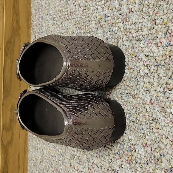 Donald Pliner, Juliet Ballet Flat In Pewter Sz 8. Leather Upper And Soles. NWOT - Picture 2 of 5